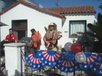 Paul, Robert, Rich and Alberto on the drum kit