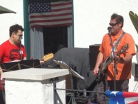 Paul on the Vox-12 with Robert on bass