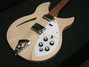 Rickenbacker 330/6 , Mapleglo: Body - Front