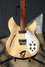 Rickenbacker 330/6 , Mapleglo: Body - Front