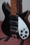 Rickenbacker 350/6 V63, Jetglo: Body - Front