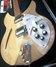 Rickenbacker 330/6 , Mapleglo: Body - Front