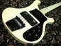 Rickenbacker 4003/4 Tuxedo, White: Close up - Free2