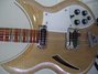 Rickenbacker 381/6 V69, Mapleglo: Body - Front