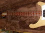 Rickenbacker 4001/4 V63, Mapleglo: Neck - Front