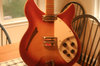 Rickenbacker 360/12 V64, Fireglo: Body - Front