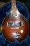 Rickenbacker Mandolin (hollow body)/8 VB, Two tone brown: Body - Front