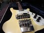 Rickenbacker 4001/4 CS, Cream: Close up - Free2