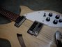 Rickenbacker 330/12 , Mapleglo: Close up - Free2