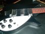 Rickenbacker 350/6 V63, Jetglo: Close up - Free2