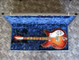 Rickenbacker 381/6 V69, Amber Fireglo: Close up - Free