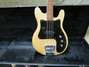 Rickenbacker 3001/4 BT, Mapleglo: Close up - Free