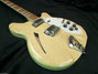 Rickenbacker 360/6 , Mapleglo: Close up - Free