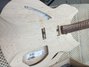 Rickenbacker 330/6 , Mapleglo: Close up - Free