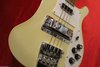 Rickenbacker 4001/4 WT, White: Close up - Free2