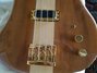 Rickenbacker 4004/4 Cii, Natural Walnut: Close up - Free2