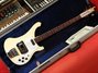 Rickenbacker 4001/4 CS, White: Full Instrument - Front