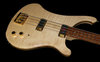 Rickenbacker 4004/4 Cii, Mapleglo: Close up - Free2