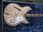 Rickenbacker 381/6 V69, Mapleglo: Free image