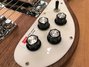 Rickenbacker 4003/4 S, Natural Walnut: Close up - Free2