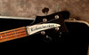 Rickenbacker 4003/4 S, Jetglo: Headstock