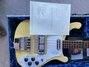 Rickenbacker 4001/4 CS, Cream: Close up - Free