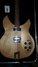 Rickenbacker 330/6 , Mapleglo: Body - Front