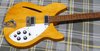 Rickenbacker 330/6 , Mapleglo: Body - Front