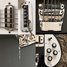 Rickenbacker 4003/5 S, Jetglo: Close up - Free2