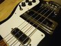 Rickenbacker 4001/4 , Jetglo: Close up - Free2