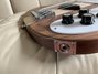 Rickenbacker 4003/5 S, Walnut: Close up - Free