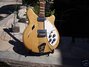 Rickenbacker 360/12 , Mapleglo: Body - Front