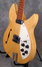 Rickenbacker 1997/6 f hole, Mapleglo: Close up - Free2