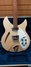 Rickenbacker 330/6 , Mapleglo: Body - Front