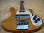 Rickenbacker 4003/4 S, Mapleglo: Close up - Free