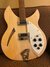 Rickenbacker 330/6 , Mapleglo: Body - Front