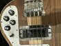 Rickenbacker 4003/4 , Natural Walnut: Close up - Free2