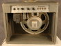 Rickenbacker M-9/amp , Gray: Close up - Free2