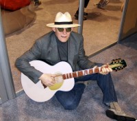 MKW_Gguitar2.jpg