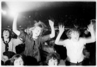 beatlemania-3.jpg