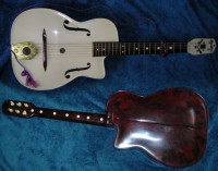 plastic_guitar1.jpg