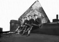 beatles-gen-200c.jpg