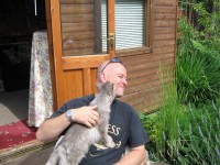 No kissing, puss!!