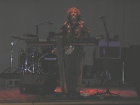 Kenny under the stage lighting ...