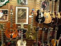 Ok ok, I like Gretsches, too