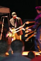 WardwithCheapTrickHJ11.jpg