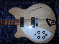 Rickenbacker 2004 360 body comp.JPG