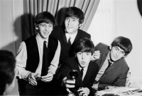 The-Beatles-the-beatles-10674565-717-488.jpg