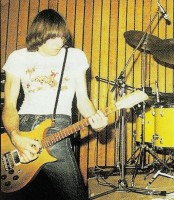 Johnny Ramone Ric 3.jpg