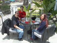 Joey, Paulie and Diane relaxing before the show